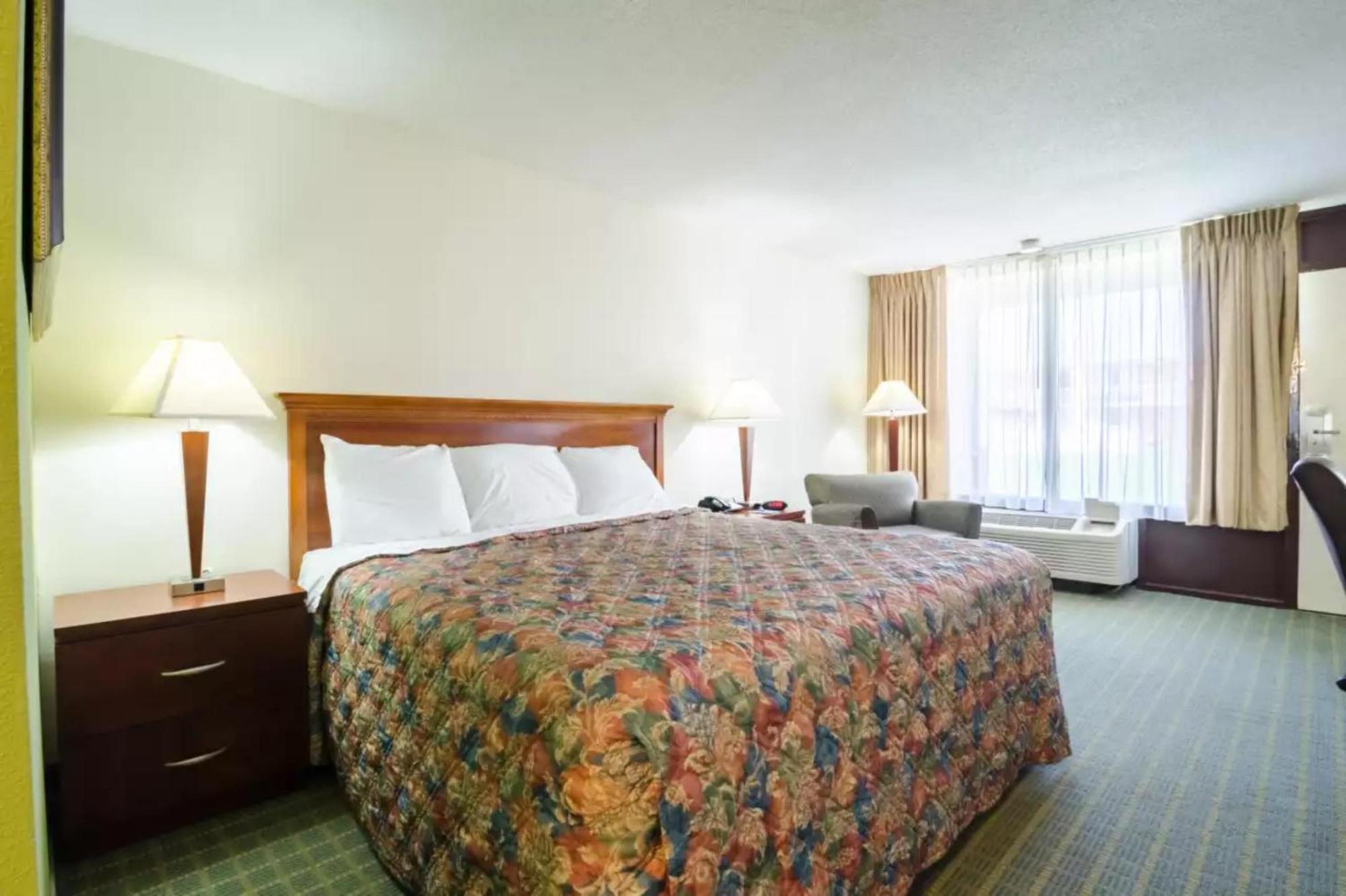 Oyo Hotel Greensboro East I 40 Zewnętrze zdjęcie