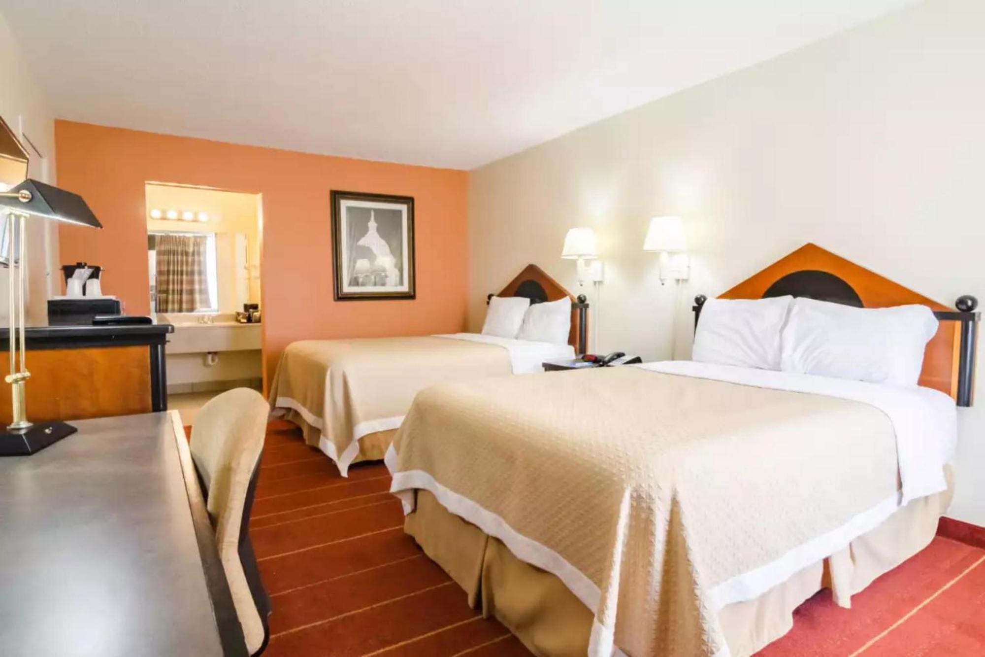Oyo Hotel Greensboro East I 40 Zewnętrze zdjęcie