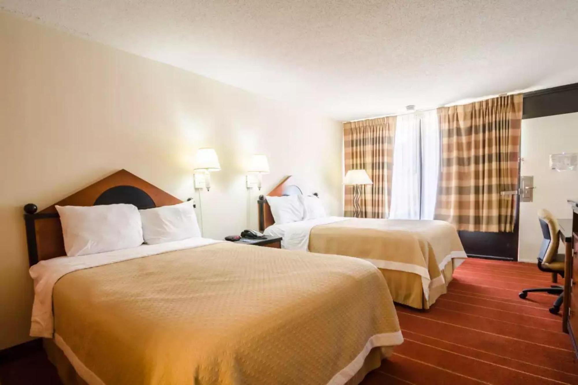 Oyo Hotel Greensboro East I 40 Zewnętrze zdjęcie