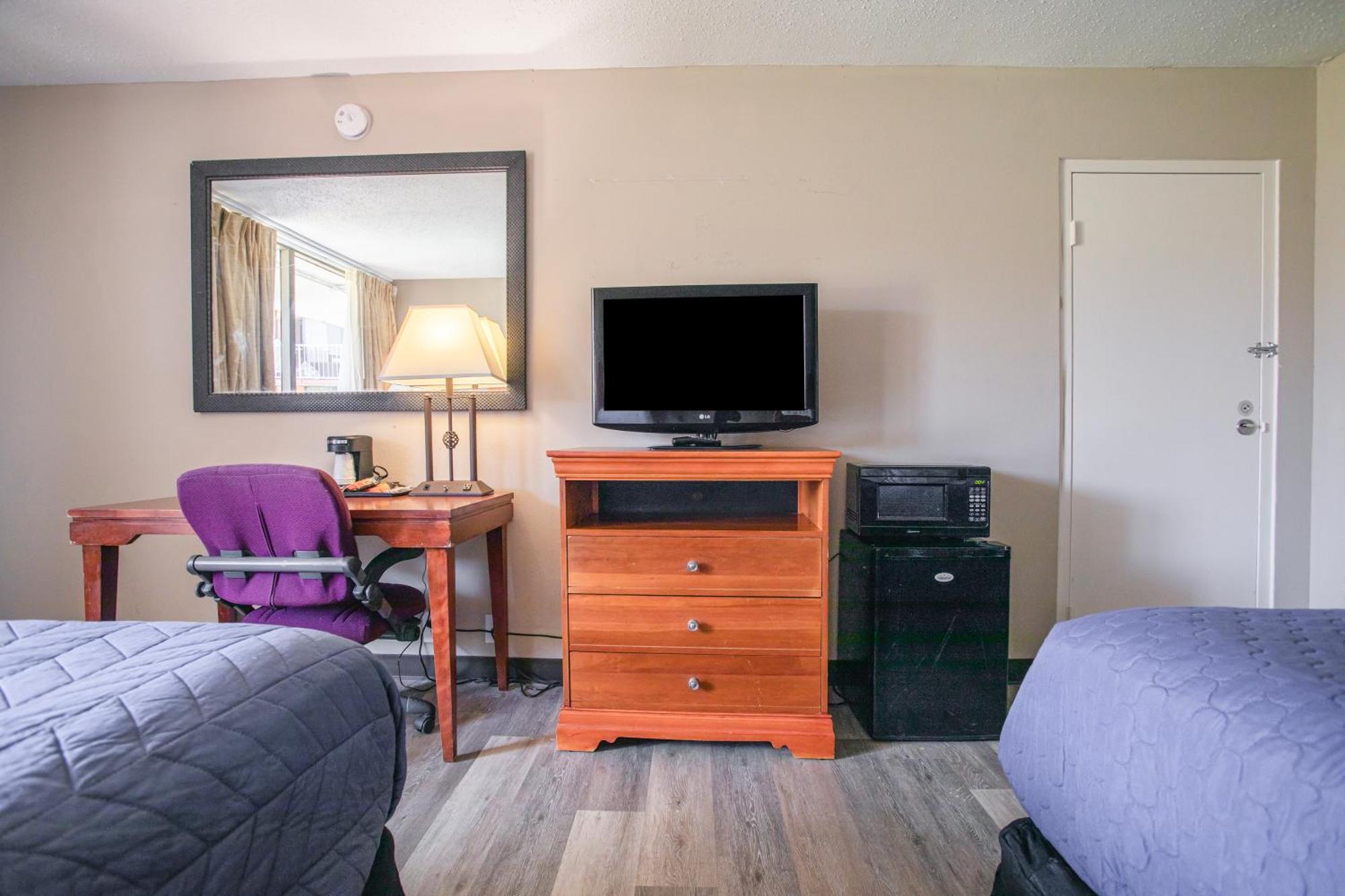 Oyo Hotel Greensboro East I 40 Zewnętrze zdjęcie