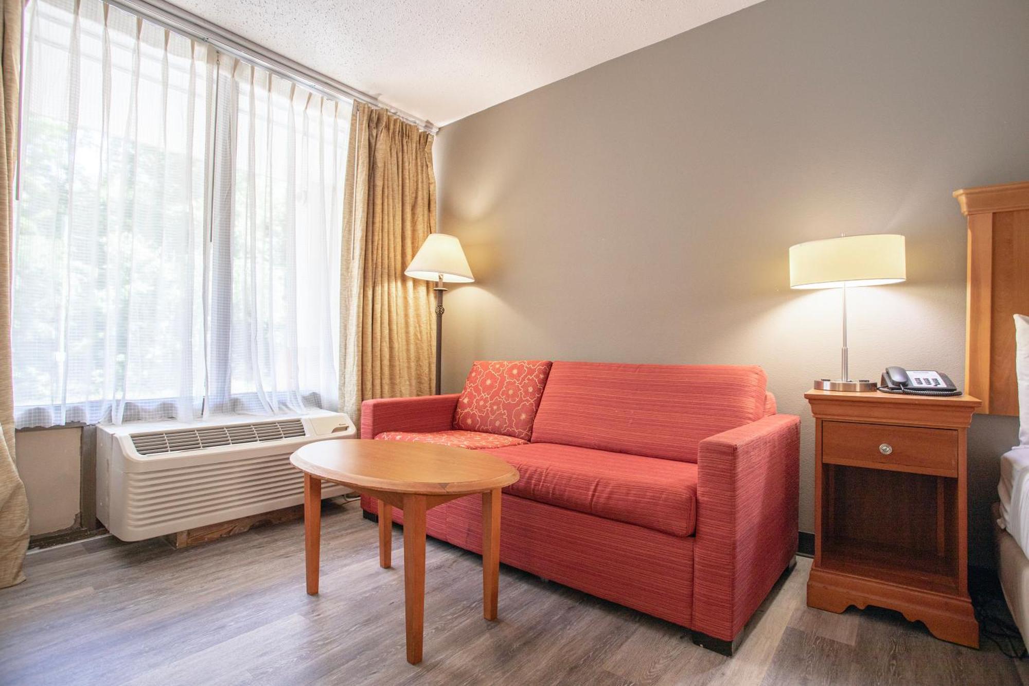 Oyo Hotel Greensboro East I 40 Zewnętrze zdjęcie