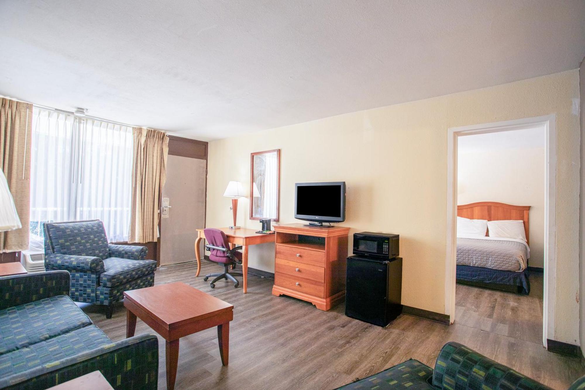 Oyo Hotel Greensboro East I 40 Zewnętrze zdjęcie