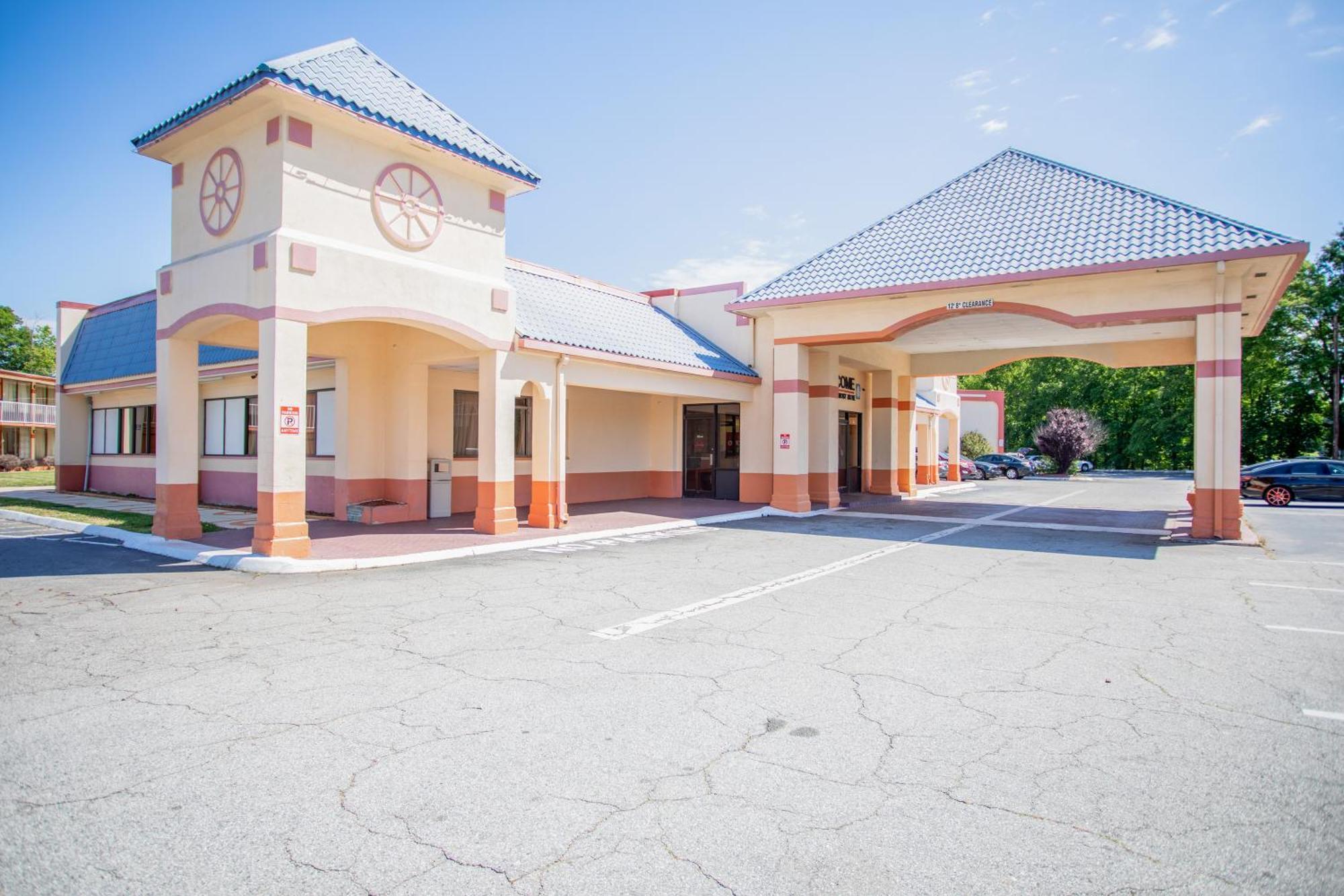 Oyo Hotel Greensboro East I 40 Zewnętrze zdjęcie