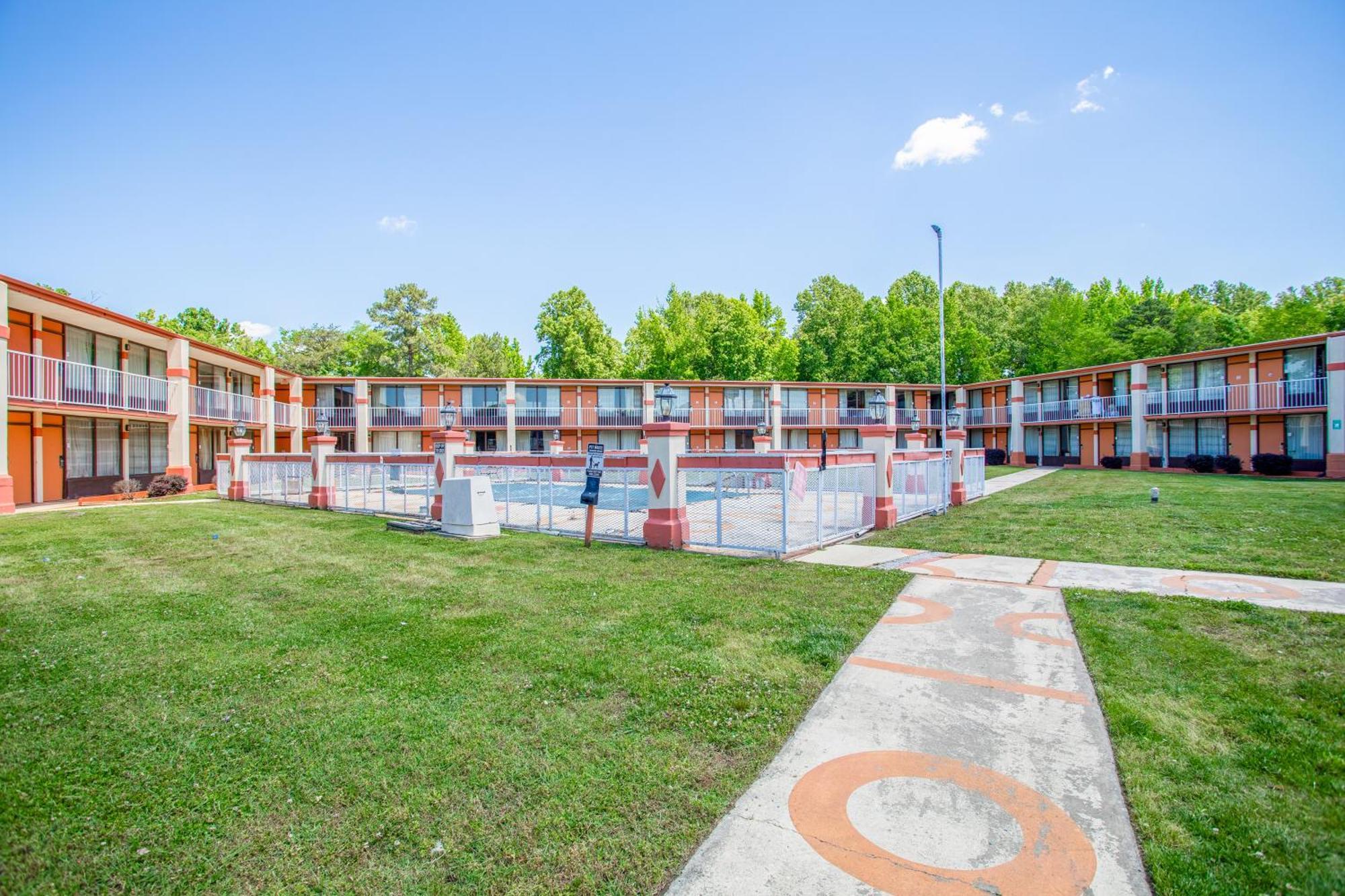 Oyo Hotel Greensboro East I 40 Zewnętrze zdjęcie